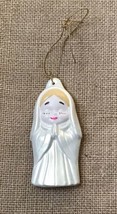 Vintage Hobbyist Hand Painted Ceramic  Nativity Mother Mary Praying Ornament - £4.66 GBP