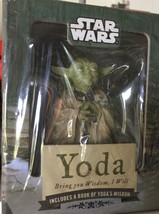 Star Wars Yoda Bring You Wisdom I Will - Figurine w/Book - New - £11.63 GBP