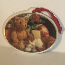 Vintage 1994 Holiday Ornament Christmas Decoration XM1 - $6.92