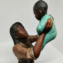 Dave Grossman Creations 1998 Embrace Series African American Mother w/ Baby Bust - £234.03 GBP