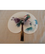 Lovely vintage Chinese white paper folding fan with beautiful bird artwork - $223.67 MXN