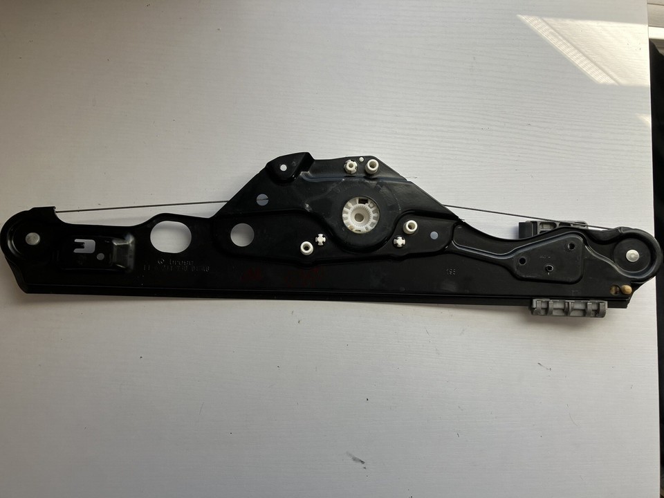 03-09 Mercedes W211 E500 E350 Rear Left Driver Side Window Regulator OEM - $29.69