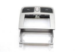 03-08 SUBARU FORESTER DASH CENTER AIR VENT RADIO BEZEL TRIM E1782 image 6