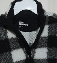 Epic Threads 3T Black White Fleece !/4 Zipper Pull Over Shirt image 4