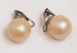 Vintage Faux Pearl Clip On Earrings Jewelry tob - £10.89 GBP