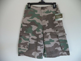 Boy's Green Camo Canyon River Blues Cargo Shorts. Size 12. 100% Cotton. - $16.83