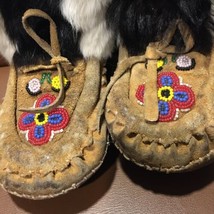 Vtg Handmade Canadian Northern Cree Indian Hi Top Beaded Mukluks Mocc ASIN S Nice - £142.27 GBP