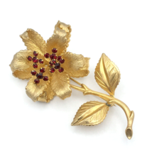TREMBLER vintage flower pin - 2.75&quot; gold-tone brooch spinning rhinestone center - £22.45 GBP