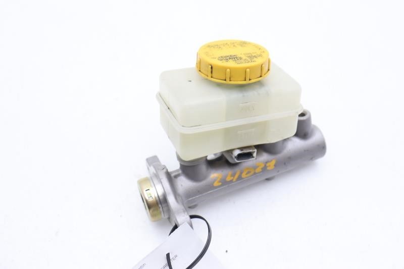 Brake Master Cylinder Fits 03-08 FORESTER 63402 - $60.16