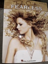 Taylor Swift Songbook - Fearless - Hal Leonard - Piano / Vocal / Guitar - £7.72 GBP