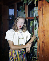 Veronica Lake 11x14 Photo at home pose in white blouse & colorful skirt 1940's - £11.71 GBP