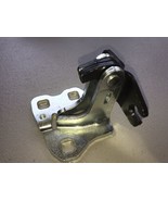 TESLA MODEL 3 Front Right Door Upper Hinge 1101034-00-D 2018 - $1,263.76 MXN