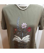 I Have Lived a Thousand Lives Tee Shirt. SZ L - $19.80