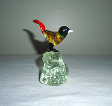 Art Glass Exotic Bird On Free Form Glass Rock Figurine - $24.75