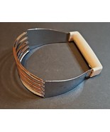 Vintage Ekco USA Dough Blender Pastry Cutter Chromium Plated Plastic Han... - $24.05