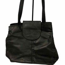 Nino Bossi fine leather black shoulder bag 11” x 12” - $62.27