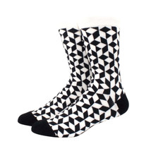 Black and White Diamond 3D Cubed Patterned Socks (Adult Large) - £7.90 GBP