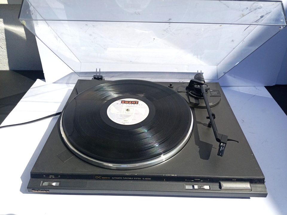 *UNTESTED* TECHNICS SL-BD20D BELT DRIVE AUTO TURNTABLE VINTAGE HOME AUDIO 2.5W ^  			