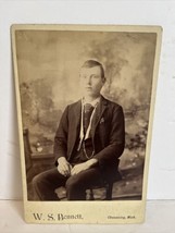 Vintage Cabinet Card Man sitting in Chair by W S Bennett in Chesaning, Michigan - £11.86 GBP