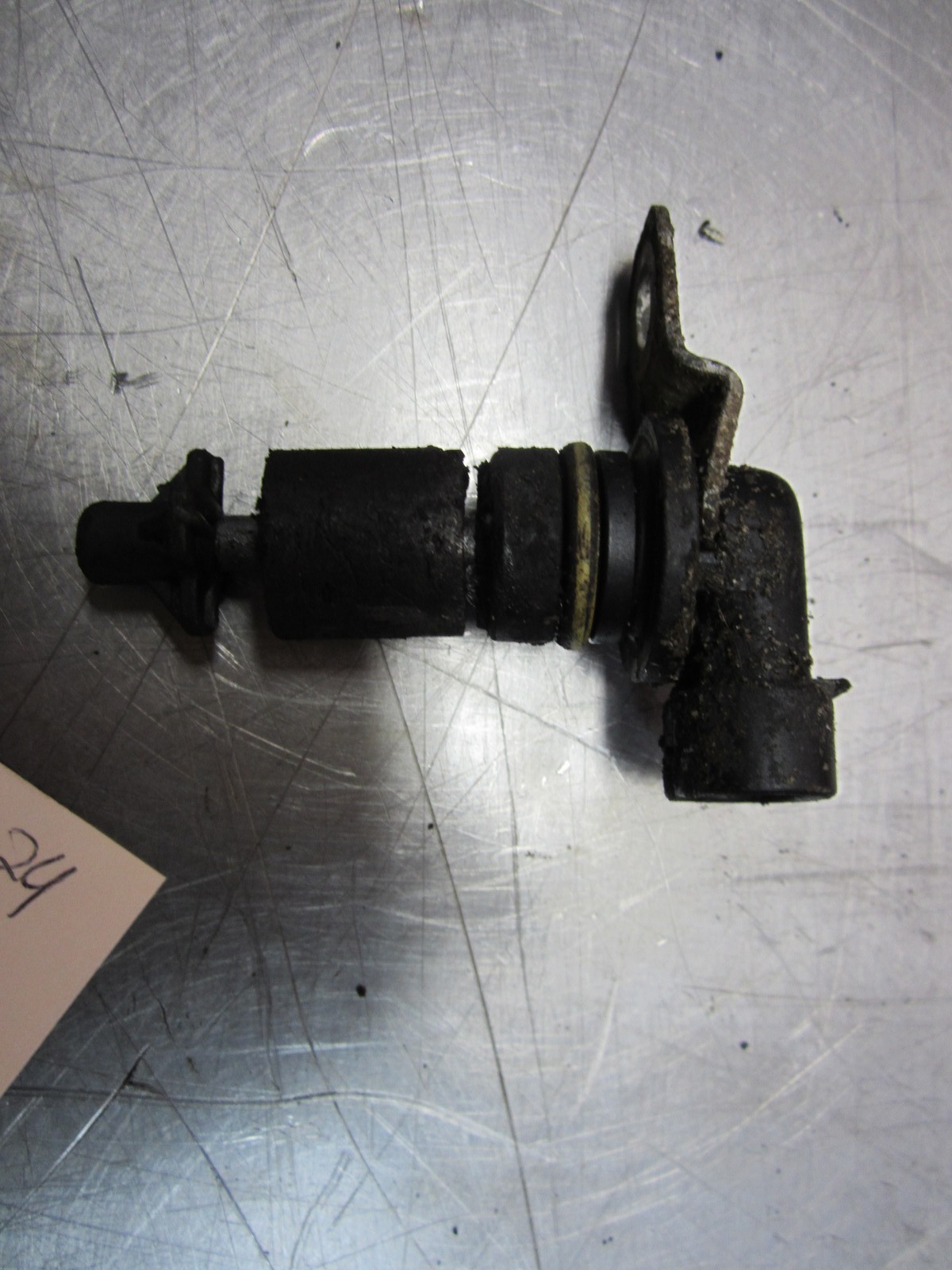 Low Oil Sending Unit For 96-97 Chevrolet Lumina  3.1 - $25.99