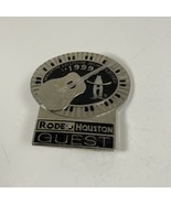 Vintage Houston Livestock Show &amp; Rodeo 1999 Metal Guest Badge - $256.00 MXN