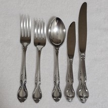 Vintage Lyon QUEEN&#39;S FANCY Stainless Flatware 5 Piece Setting Discontinu... - $723.34 MXN