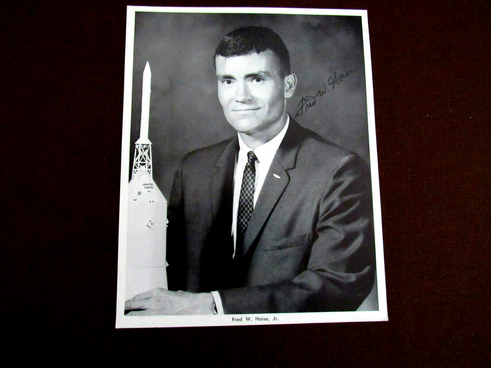 FRED HAISE APOLLO 13 NASA ASTRONAUT AP SIGNED AUTO VINTAGE B&amp;W LITHO PHOTO - $49.49