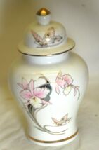 Porcelain Floral Temple Ginger Jar Gold Accents Japan - $19.79