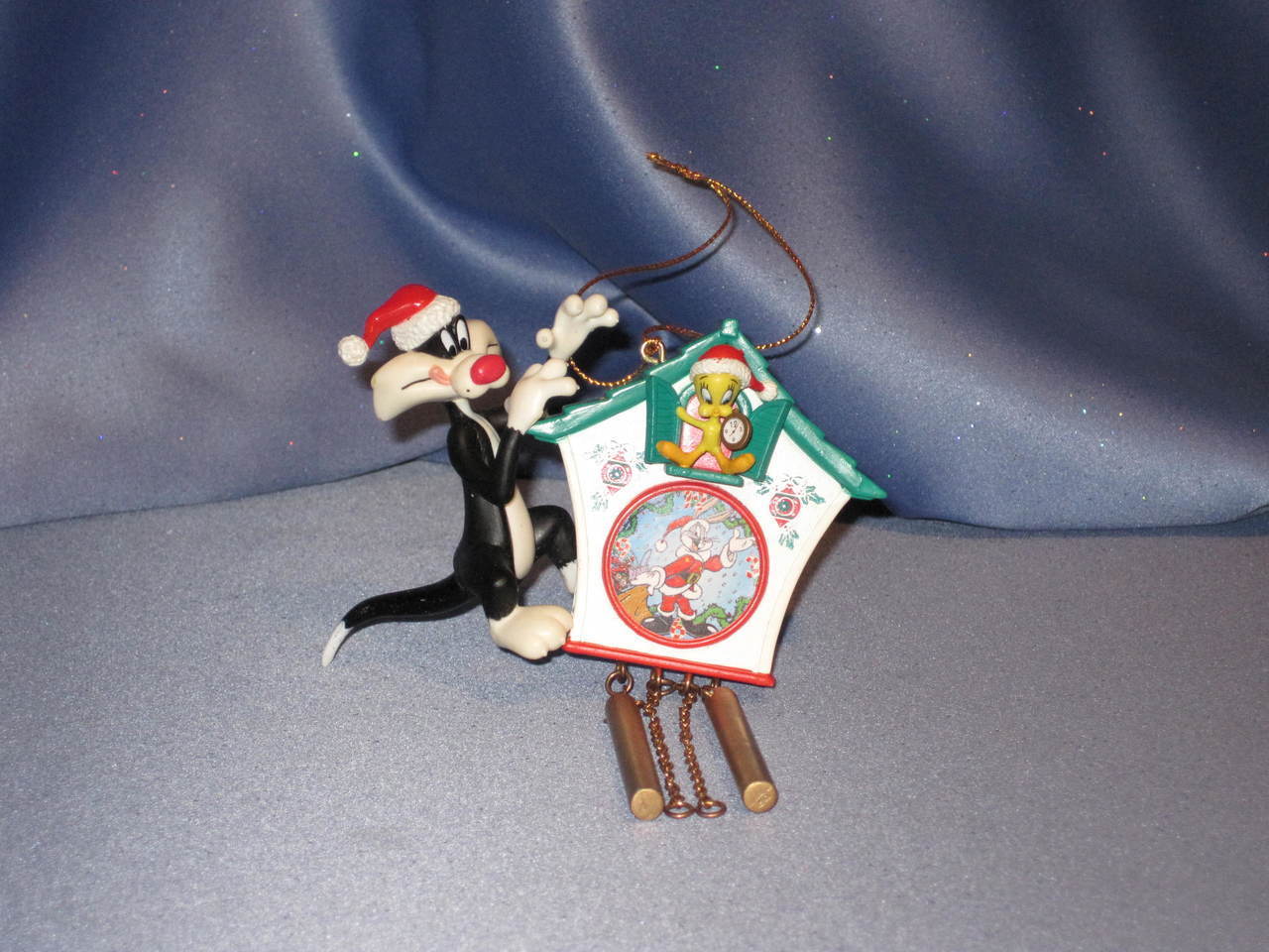 Looney Tunes Sylvester & Tweety Ornament. - $19.00