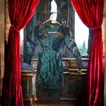 Disney Store Descendants 2 Uma Pirate Costume  Size 11/12 Dress and Jacket - £13.11 GBP