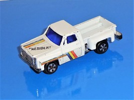 Unbranded Loose 1:64 Scale Stepside Bed Pickup Truck White Hong Kong Base - £2.35 GBP