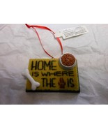 Hallmark &quot;Home Is Where The Dog Paw Is&quot; 2022 NEW Felt/Resin Ornament - $287.30 MXN