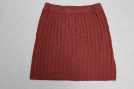 HERA Collection Thin Knit Old Pink Skirt Size M (24.5W x 15.5L) - £7.86 GBP
