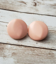 Vintage Clip On Earrings - Light Pink Faceted Pattern Circle 1&quot; - £9.58 GBP