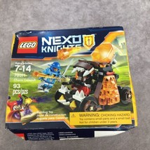 Lego Nexo Knights 70311 Chaos Catapult -Box is damaged- Unopened - $19.59