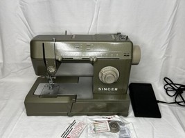 Singer Heavy Duty HD 110 Sewing Machine With Soft Tapestry Carrying Case - £646.64 GBP