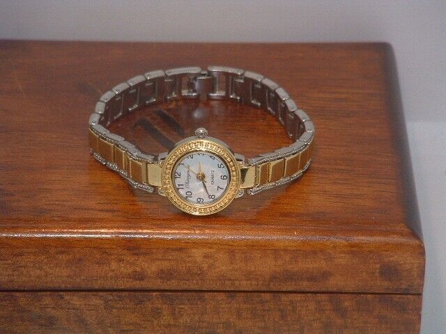 New Women’s Gold &amp; Silver Analog Dress Watch - $11.87