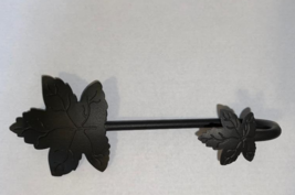 Longaberger Wrought Iron Maple Leaf 7&quot; Wall Hook  #72664 New USA - £15.78 GBP