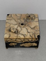 Vintage Handcarved Soapstone Box Frog On Lily Pad Footed Box - £29.78 GBP