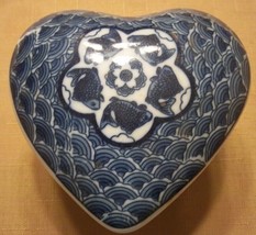 Vintage Porcelain Trinket Jewelry Box Heart Koi Fish Japan Mann Blue Wave 1977 - £15.84 GBP