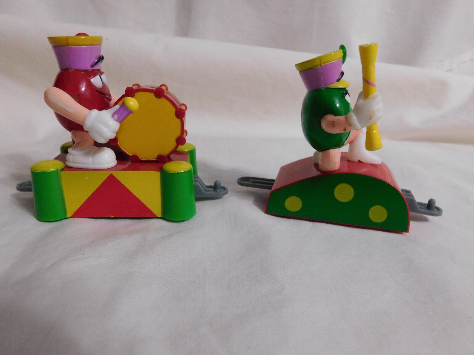 M Ms 2006 Christmas Train Cars Circus lot of 2 2 1/2  Inches Tall - $6.99