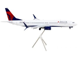 Boeing 737-900ER Commercial Aircraft with Flaps Down &quot;Delta Air Lines&quot; White wi - £97.20 GBP