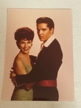 Elvis Presley Vintage Candid  Photo Picture Elvis With Costar EP2 - £9.94 GBP