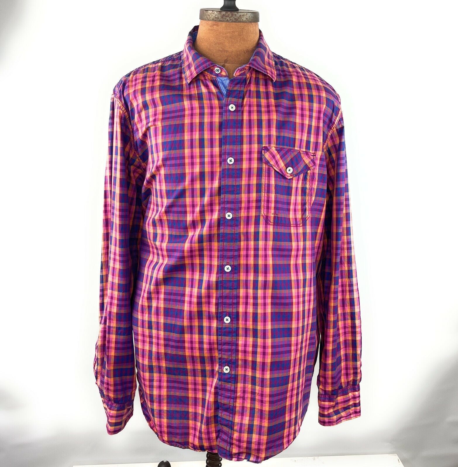 Primary image for TOMMY BAHAMA LONG SLEEVE “MAKE LIFE ONE LONG WEEKEND” CHECK BUTTON UP SHIRT XL