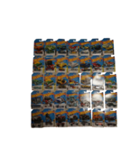 ESTATE OF 35 HOT WHEELS CARS, NEW IN ORIGINAL PACKAGING - €25,18 EUR