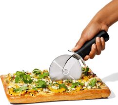 OXO Good Grips Large 4-Inch Pizza Wheel and Cutter New - $14.95
