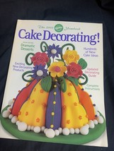 2003 Wilton Yearbook Cake Decorating Magazine - $7.55