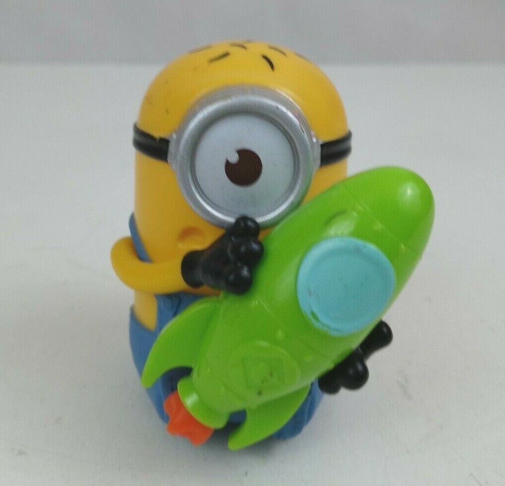 2017 Universal Studios Despicable Me 3 Rocket Racer Minion McDonald's ...
