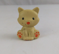 Vintage Plastic Yellow Tabby Cat Sitting 1.5&quot; Collectible Mini Figure - £2.26 GBP