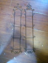 Wall hanging Metal plate Vertical holders Holds (4) Plates Each one - $17.81